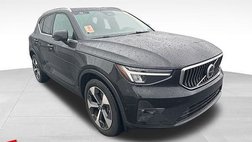2023 Volvo XC40 B4 Ultimate Bright Theme