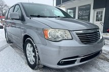2013 Chrysler Town and Country Touring