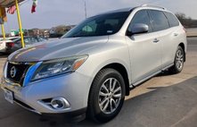 2015 Nissan Pathfinder SV
