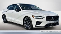 2022 Volvo S60 B5 Momentum