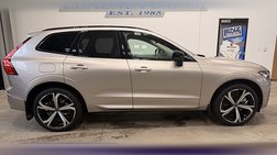 2024 Volvo XC60 Recharge T8 Ultimate Dark Theme
