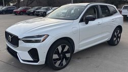 2023 Volvo XC60 Recharge T8 Plus Dark Theme