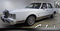 1989 Lincoln Town Car Base