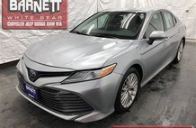 2019 Toyota Camry Hybrid XLE