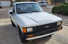 1985 Toyota Pickup Base
