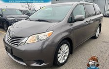 2016 Toyota Sienna LE 7-Passenger