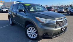 2015 Toyota Highlander LE
