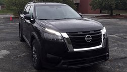 2024 Nissan Pathfinder SV
