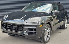 2025 Porsche Cayenne Base