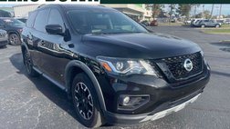 2020 Nissan Pathfinder SL