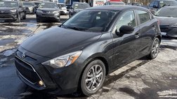 2020 Toyota Yaris Hatchback LE