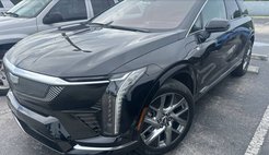 2025 Cadillac OPTIQ Luxury 1