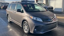 2020 Toyota Sienna XLE