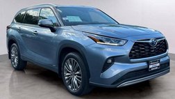 2022 Toyota Highlander Hybrid Platinum