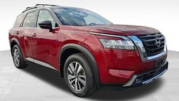 2022 Nissan Pathfinder SL