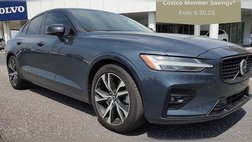 2024 Volvo S60 B5 Plus Dark Theme