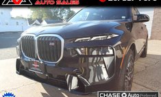 2023 BMW X7 M60i