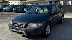 2005 Volvo XC70 Base