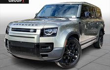 2023 Land Rover Defender 130 SE