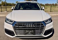 2019 Audi Q5 quattro Premium Plus 45 TFSI