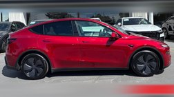 2026 Tesla Model Y Premium