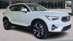 2023 Volvo XC40 B4 Plus Bright Theme