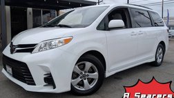 2018 Toyota Sienna LE