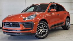 2025 Porsche Macan T