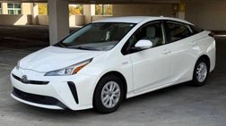 2019 Toyota Prius LE