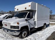 2009 GMC Regular Cab 2WD