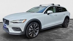 2022 Volvo V60 Cross Country T5
