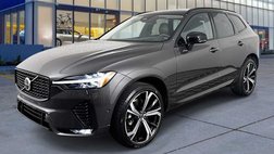2023 Volvo XC60 B5 Ultimate Dark Theme