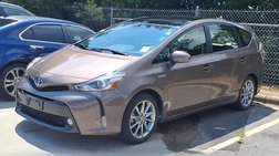 2017 Toyota Prius v Five