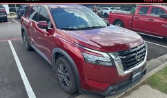 2023 Nissan Pathfinder SV