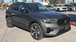 2026 Volvo XC40 B5 Plus