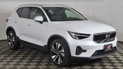 2023 Volvo XC40 B5 Plus Bright Theme