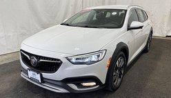 2018 Buick Regal TourX Essence