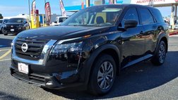 2025 Nissan Pathfinder S