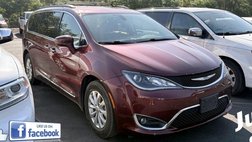 2017 Chrysler Pacifica Touring L Wagon