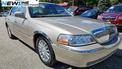 2011 Lincoln Town Car Signature Limited