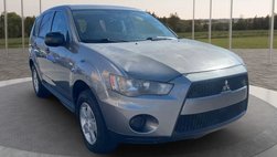2013 Mitsubishi Outlander ES