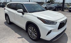 2020 Toyota Highlander Hybrid Platinum