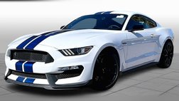 2017 Ford Mustang Fastback RWD
