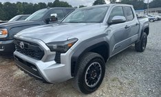 2025 Toyota Tacoma TRD Off-Road