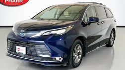 2024 Toyota Sienna XLE