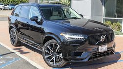 2023 Volvo XC90 Recharge T8 Ultimate Dark Theme
