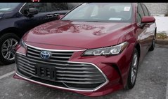 2020 Toyota Avalon Hybrid XLE