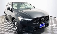 2025 Volvo XC60 T8 Plus Dark Theme