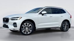 2022 Volvo XC60 B5 Momentum