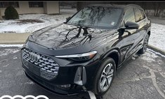 2025 Audi Q5 quattro Premium TFSI